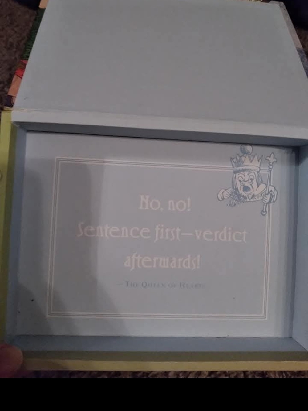 Alice in Wonderland Notecards & Die-Cut Paper Ephemera - Picture 2 of 2
